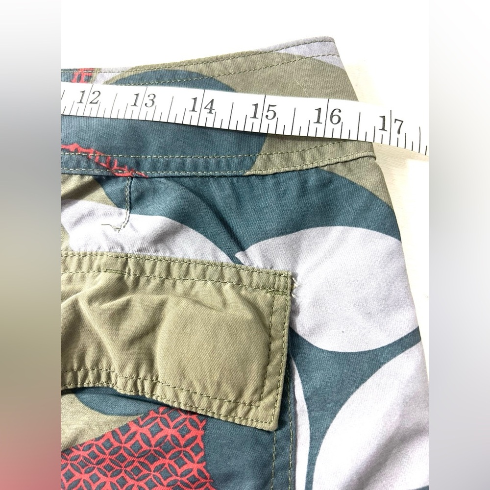 QUIKSILVER Waterman Board Shorts Unlined Swimming Trunk Men's Size 32 Tropical - Picture 11 of 11